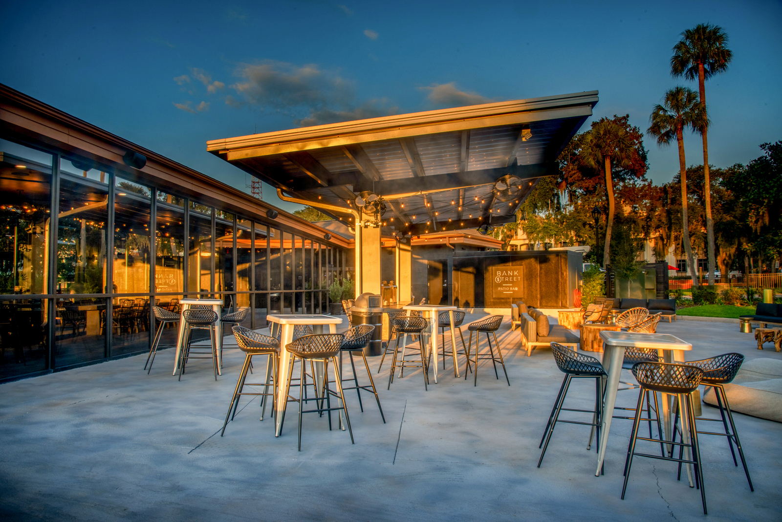 Photos - Bank Street Patio Bar & Grill - Ocala